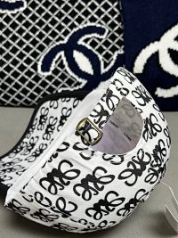 Loewe cap — seller photo 8