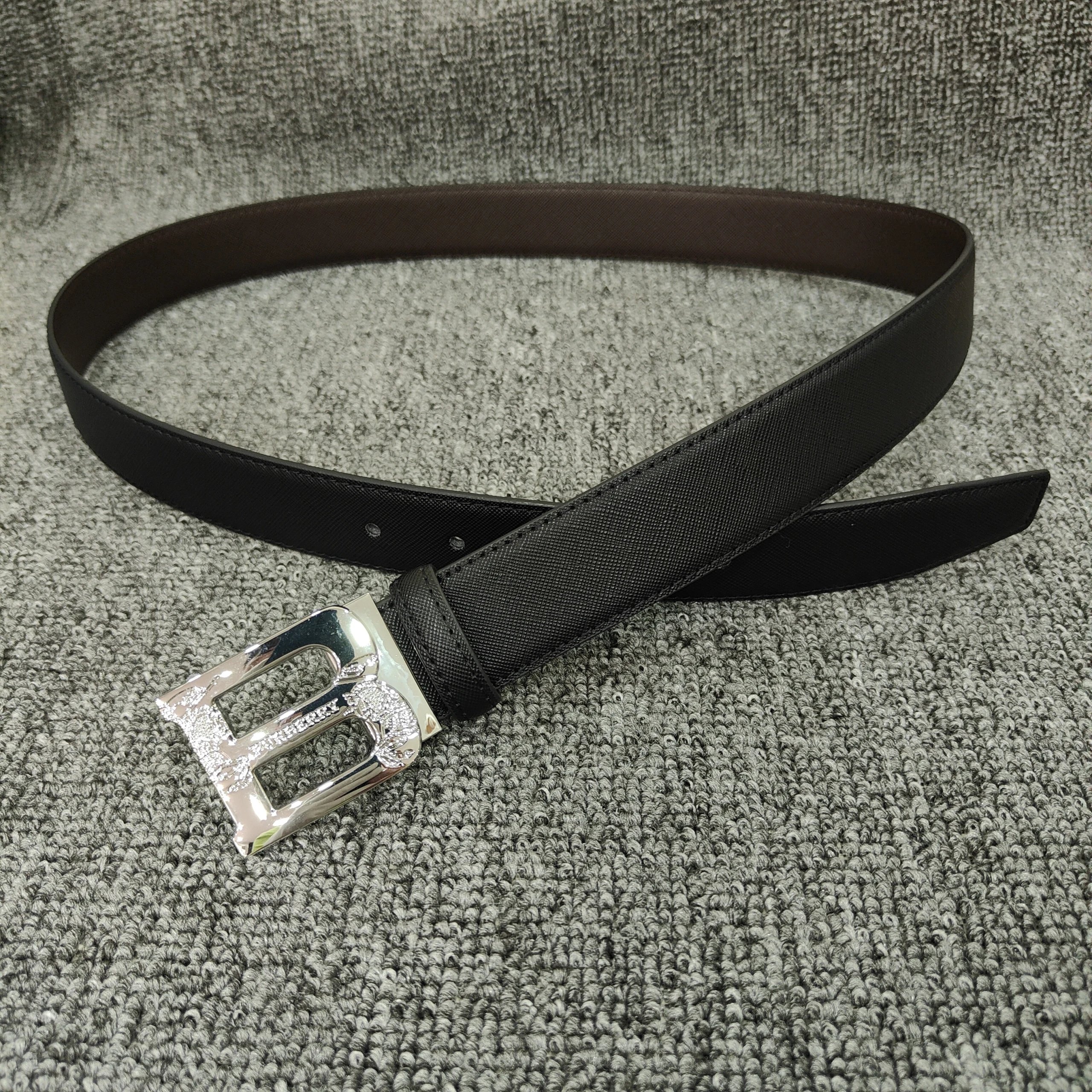 Burberry Belts Engraved monogram buckle image 4