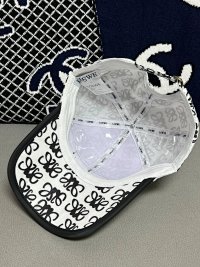 Loewe cap — seller photo 7