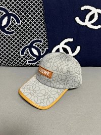 Loewe cap — seller photo 5