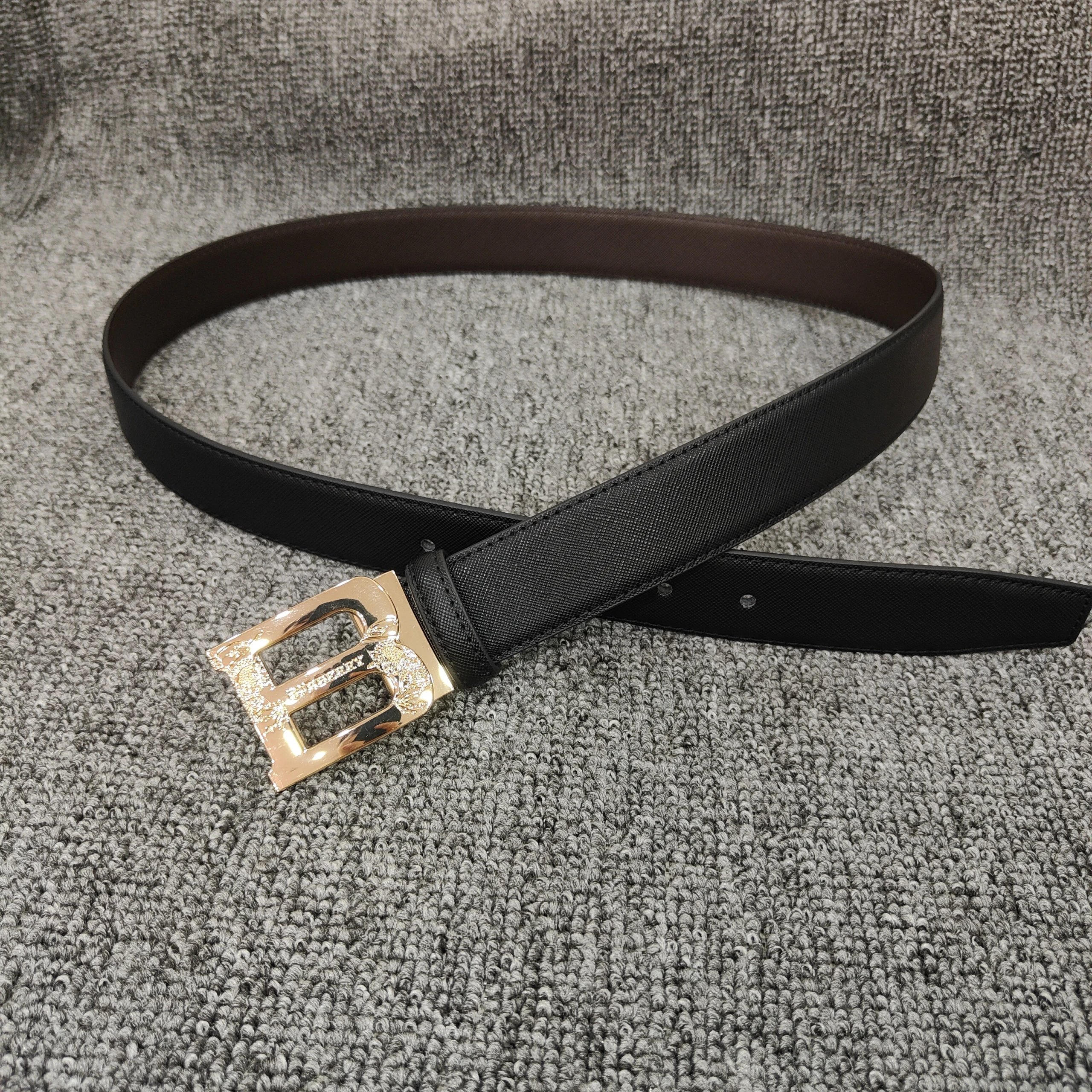 Burberry Belts Engraved monogram buckle — 1