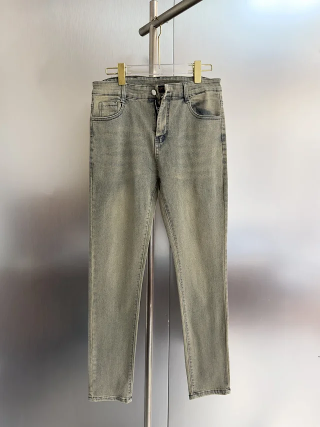 Louis Vuitton Jeans Straight-Leg Logo-Patch product detail image 5