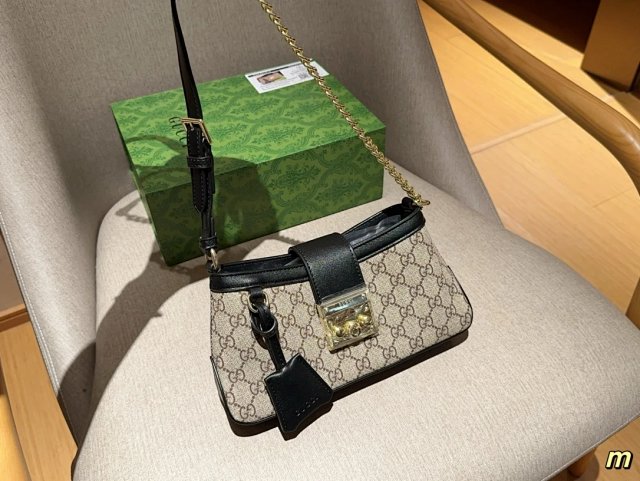 Gucci: seller detail photo 6