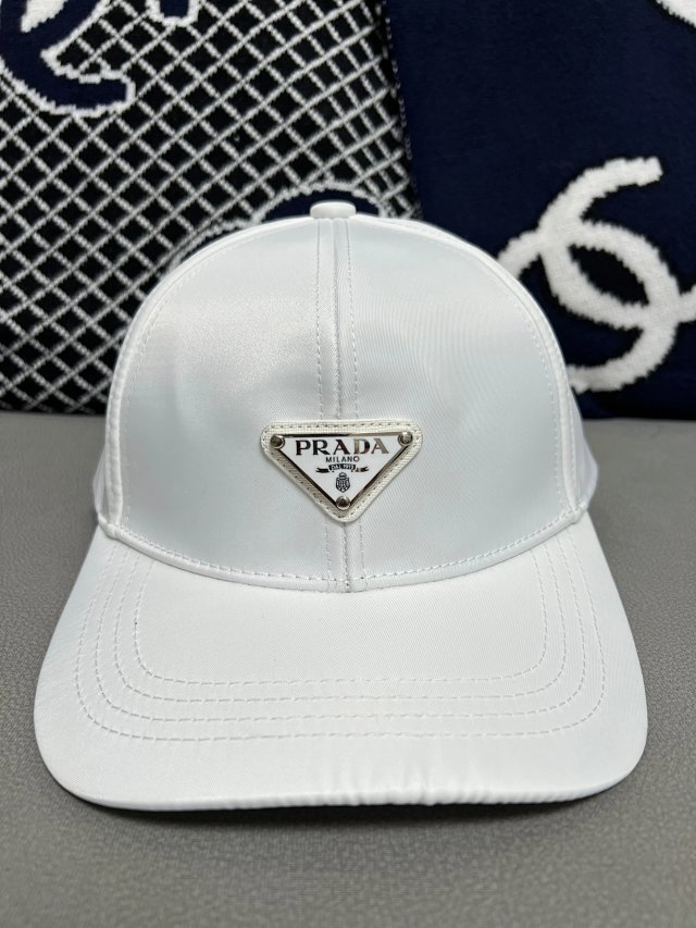 Prada: seller detail photo 8