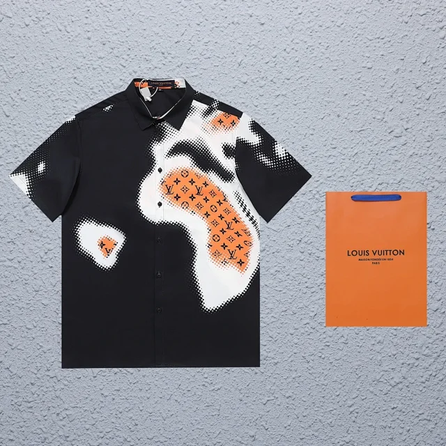Louis Vuitton Shirts Short-sleeve printed button-up shirt product detail image 4