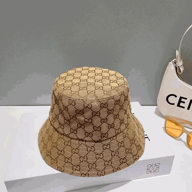 High quality hat 33 (pls contact WhatsApp:+1 (346) 256-7125, if size recommendation is needed)