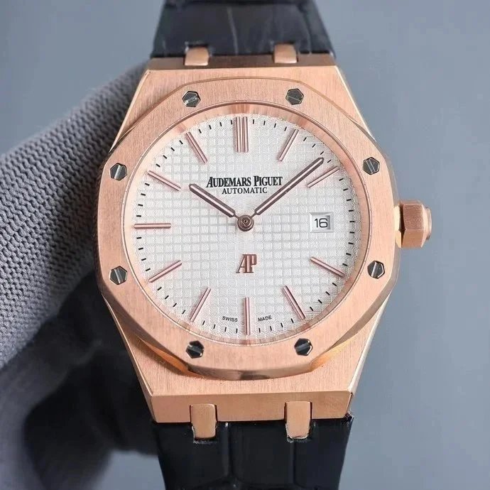 Rose Gold White · Black Leather Strap (Interchangeable with Rubber Strap, Note When Ordering)