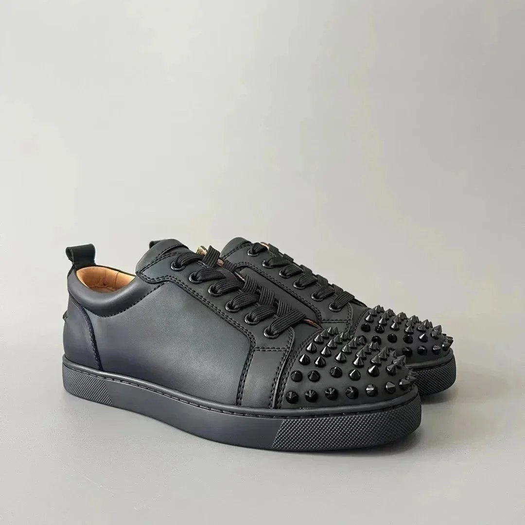 MD HLTN Shoes