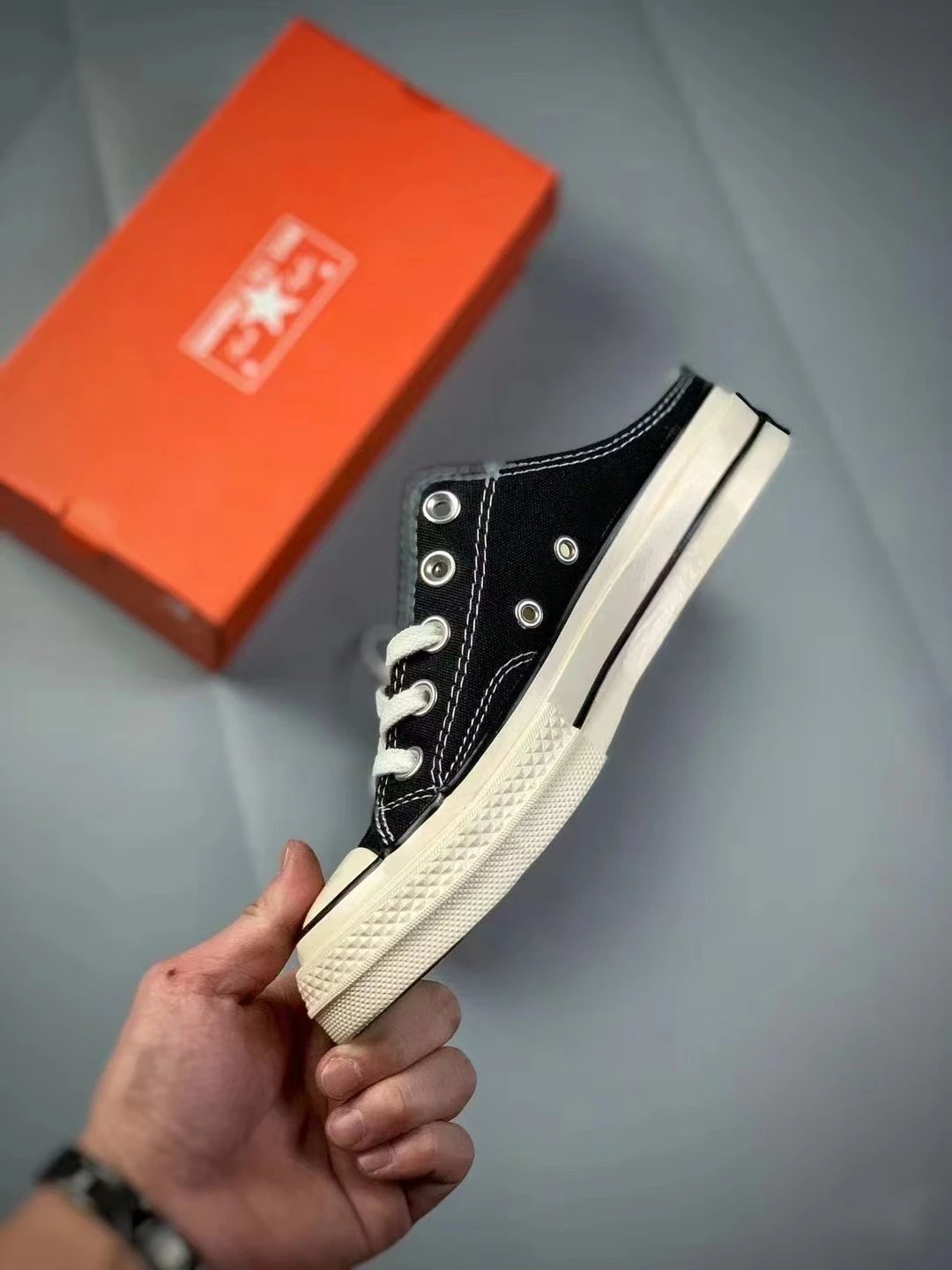Black Half Slide - Recommend sizing down