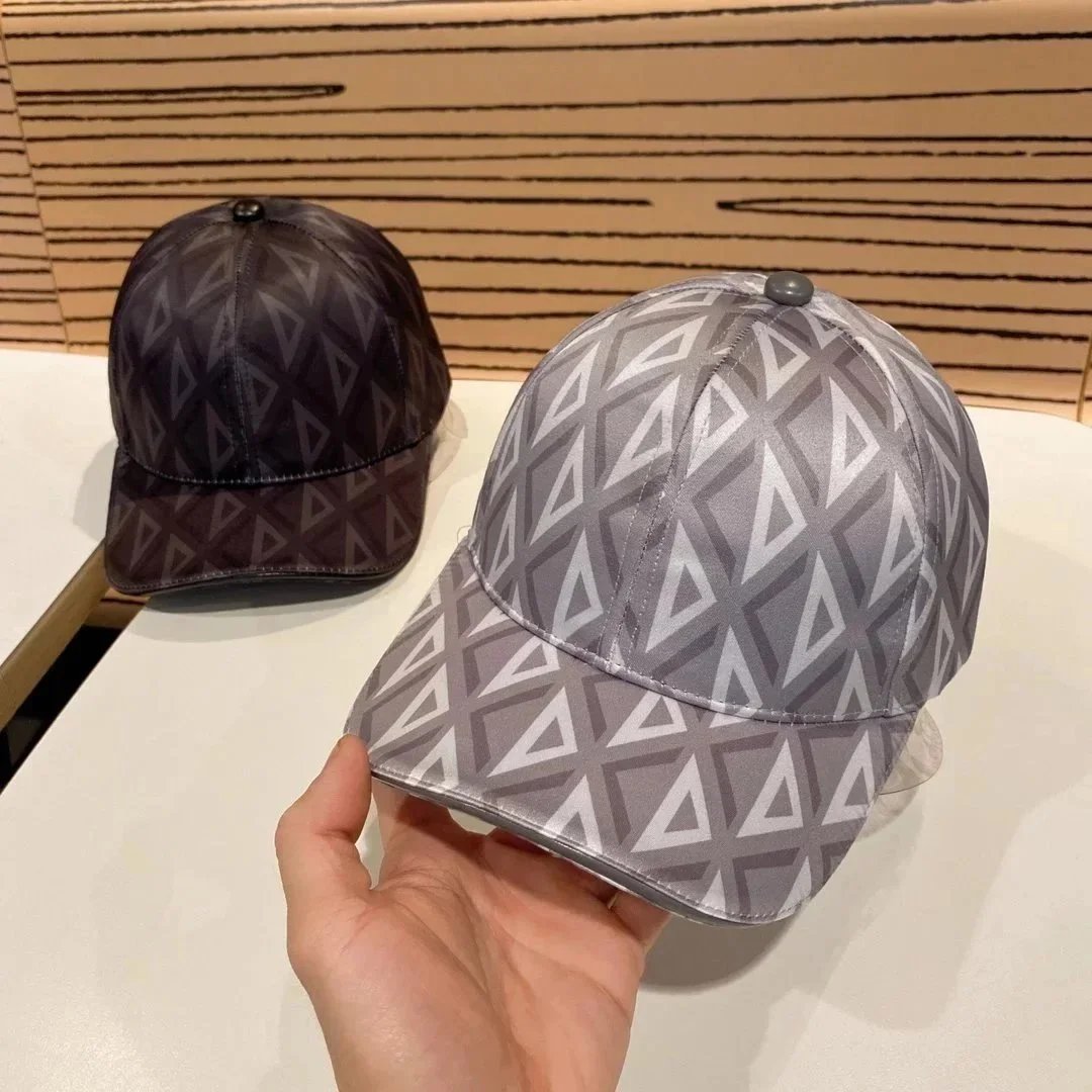 37灰白