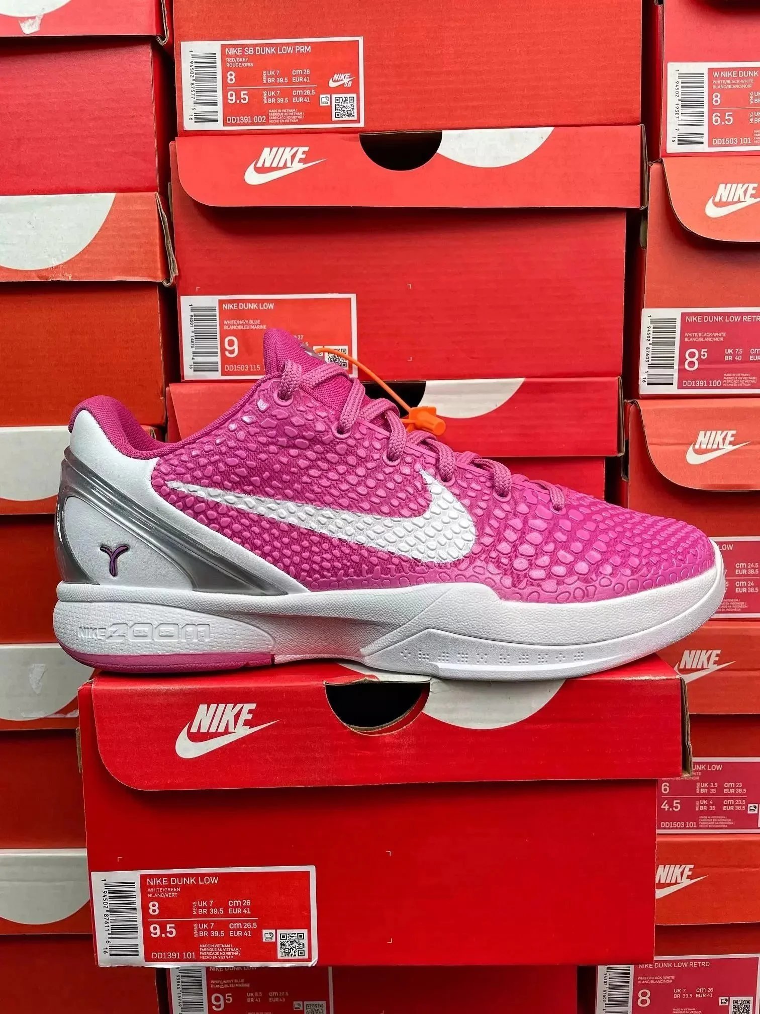 Kobe 6 breast cancer 429659-601