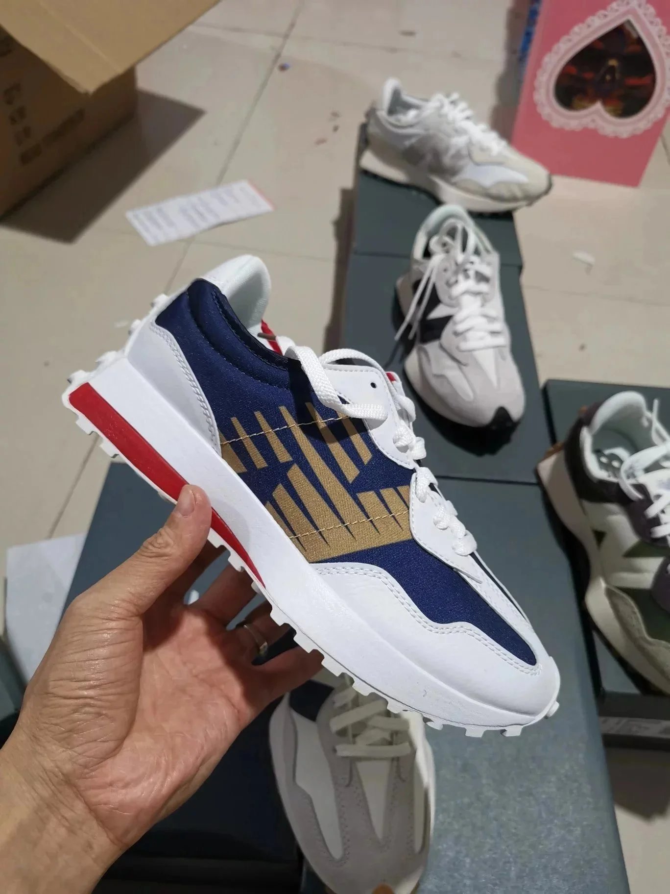 New Balance 327BTK Olympic