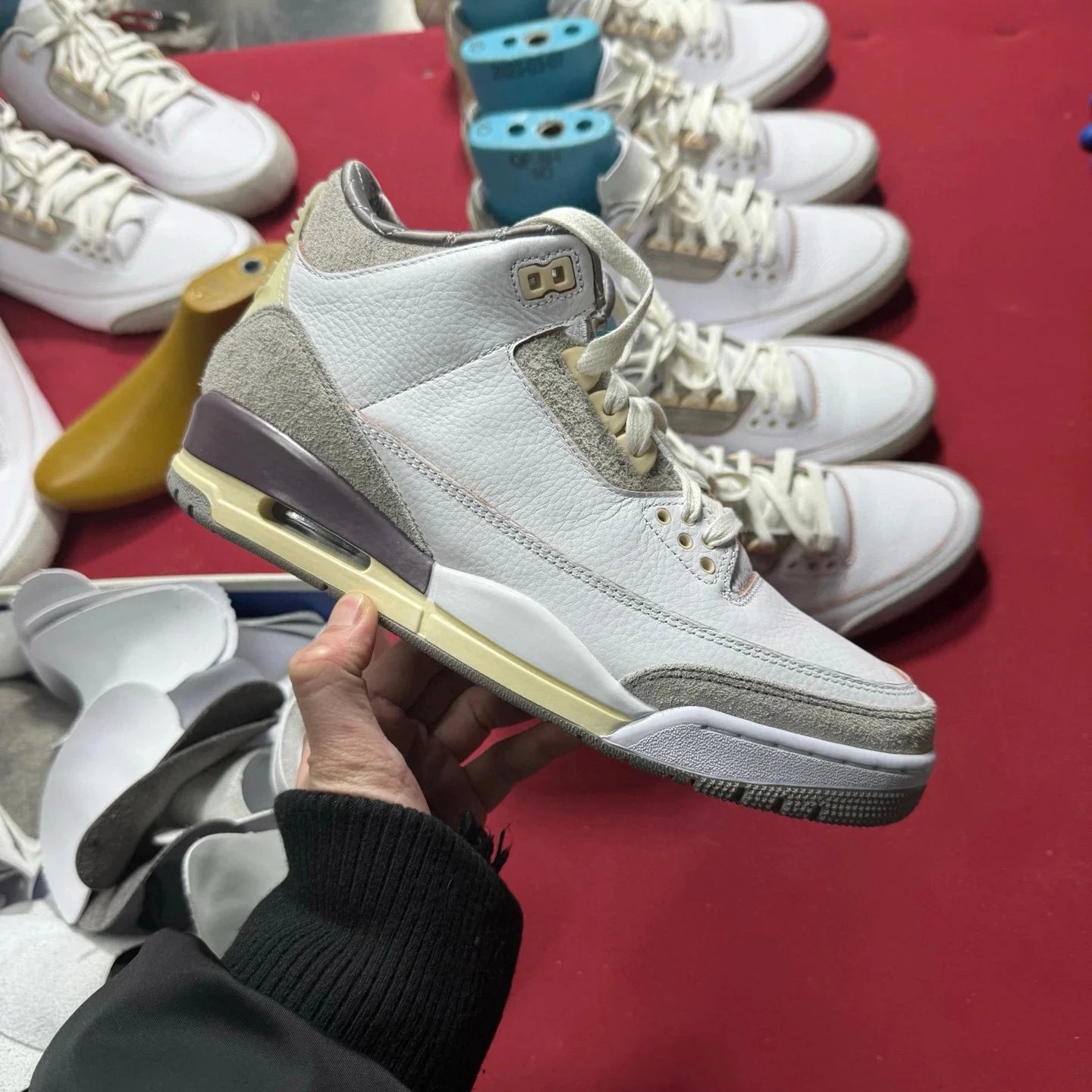RN AJ3 AMM White Grey