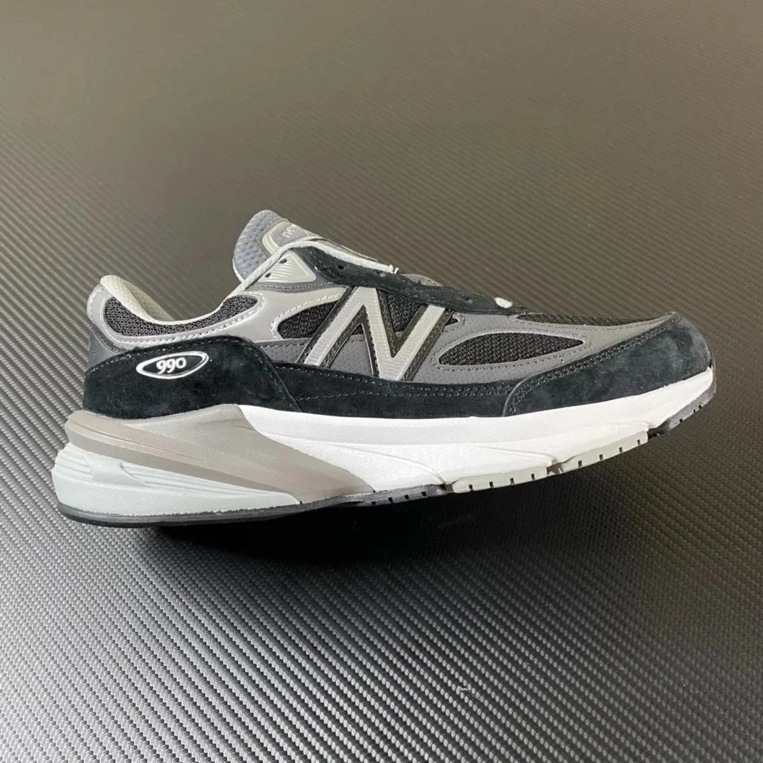NB 990V6 Black Grey M990BK6