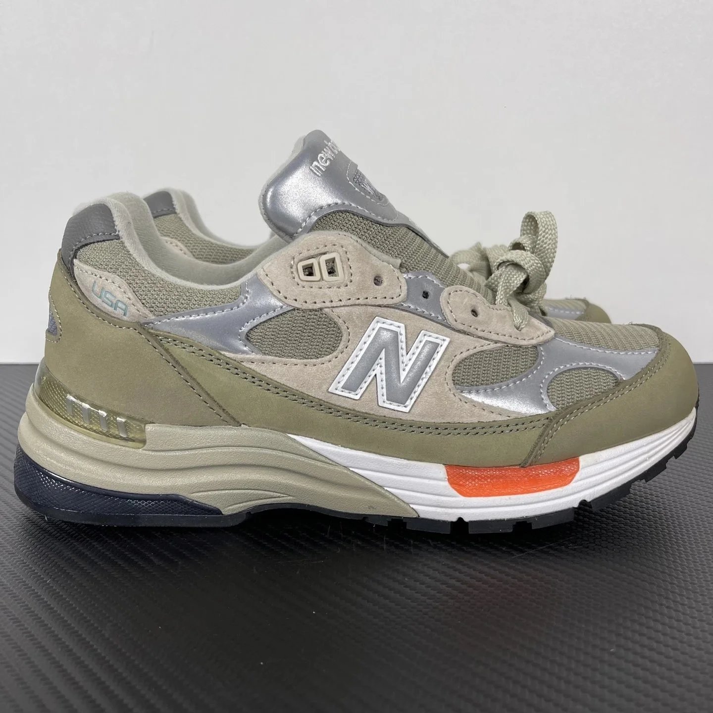 New Balance 992 Retro Silver M992WT