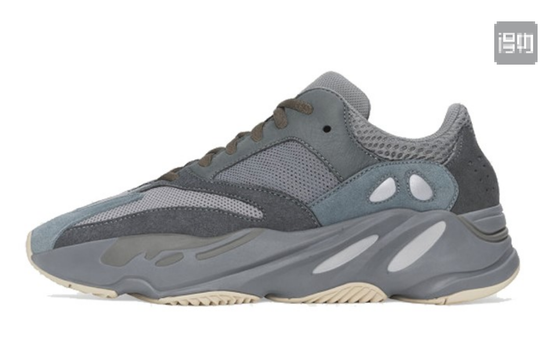 Yeezy 700 V1 Black Blue FW2499