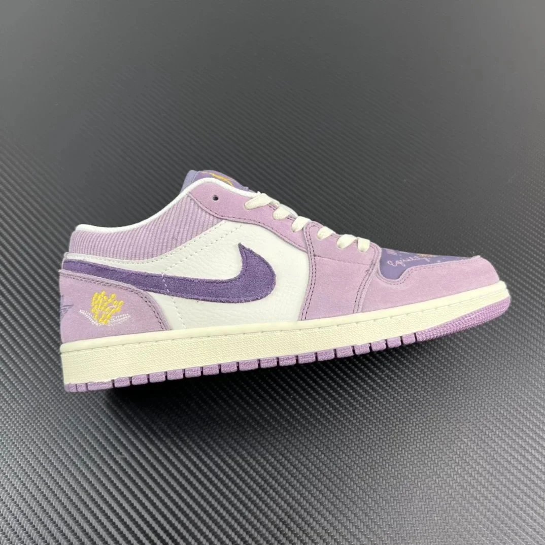 AJ1 Low Kuromi Purple DR8057-500