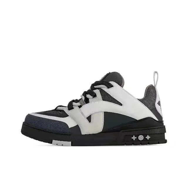 Unbranded Sneakers Low-Top Skate with Floral Motifs — 1ABZ45 Black and White