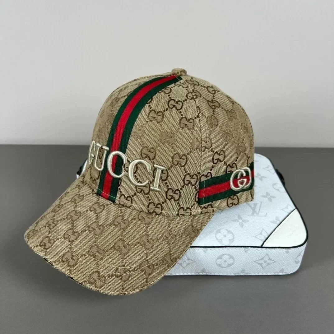 Gucci Hats Logo-print baseball cap — 34