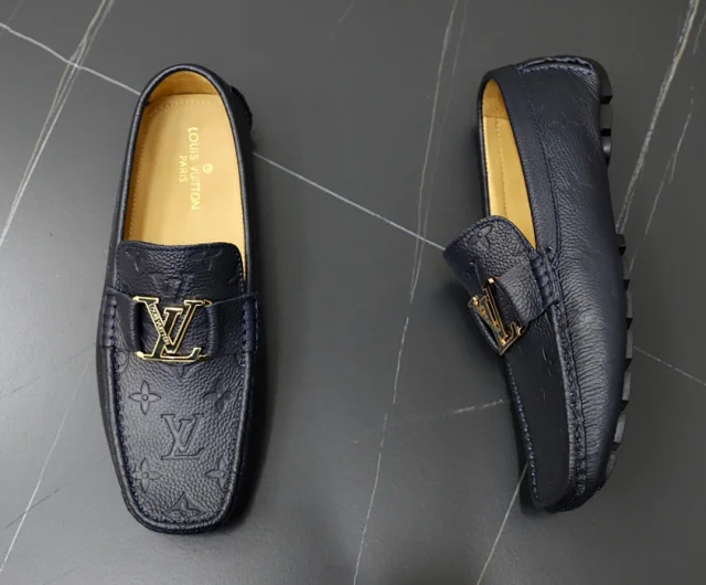 Louis Vuitton Leather Shoes Driving Loafers product detail image 7