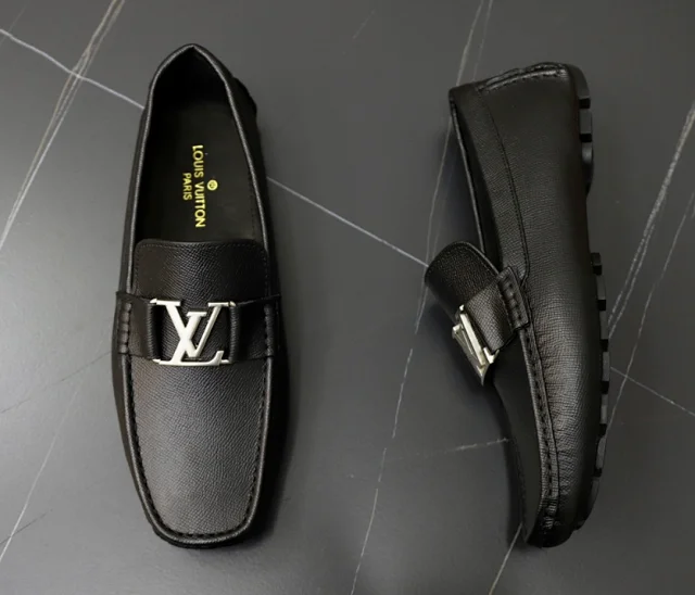 Louis Vuitton Leather Shoes Driving Loafers product detail image 10