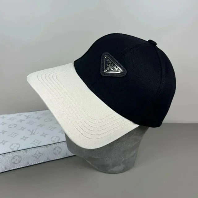 Prada Hats Triangle Plaque Baseball Cap product detail image 2