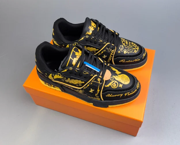 Louis Vuitton Sneakers LV Trainer product detail image 4