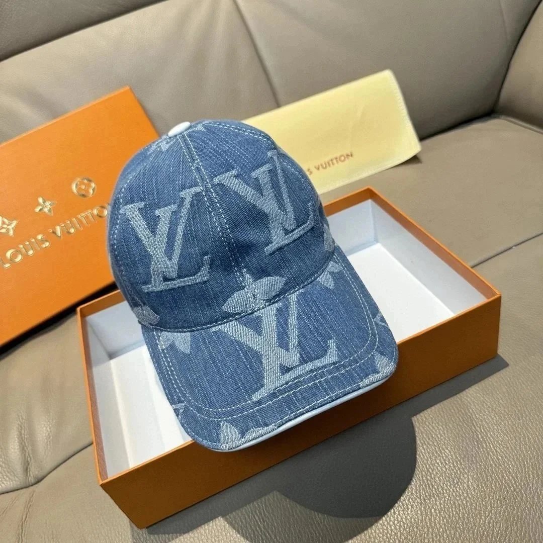 Louis Vuitton Hats Monogram baseball cap — 39