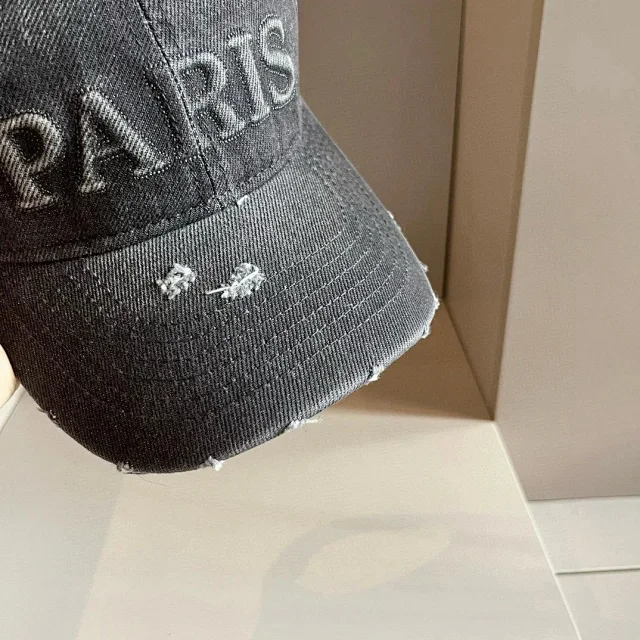 Prada Hats Triangle Plaque Baseball Cap product detail image 73
