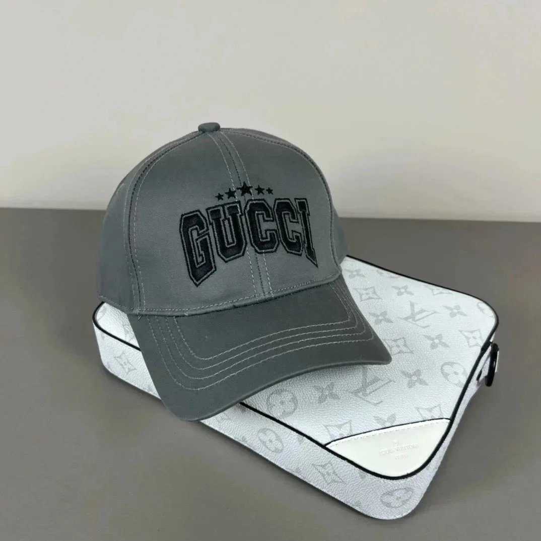 Gucci Hats Logo-print baseball cap — 29