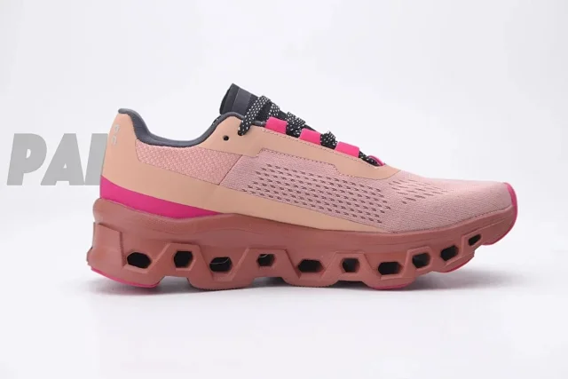 On Sneakers Cloudmonster 1 product detail image 3