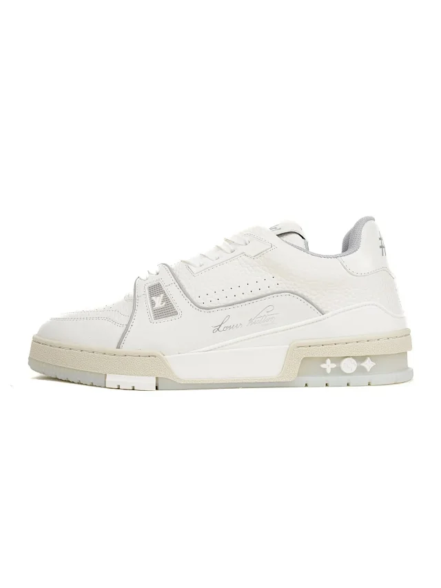 Louis Vuitton Sneakers Low-top monogram product detail image 18