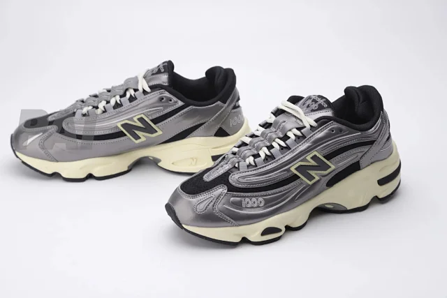 New Balance Sneakers 1000 product detail image 32