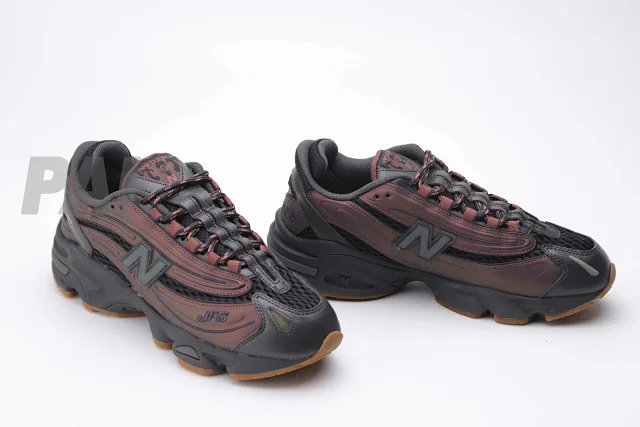 New Balance Sneakers 1000 product detail image 7