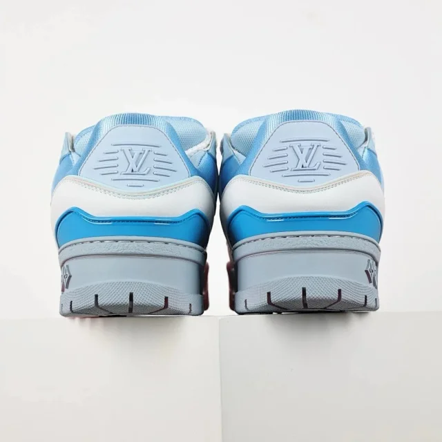 Louis Vuitton Sneakers Rhinestone-embellished low-top product detail image 43