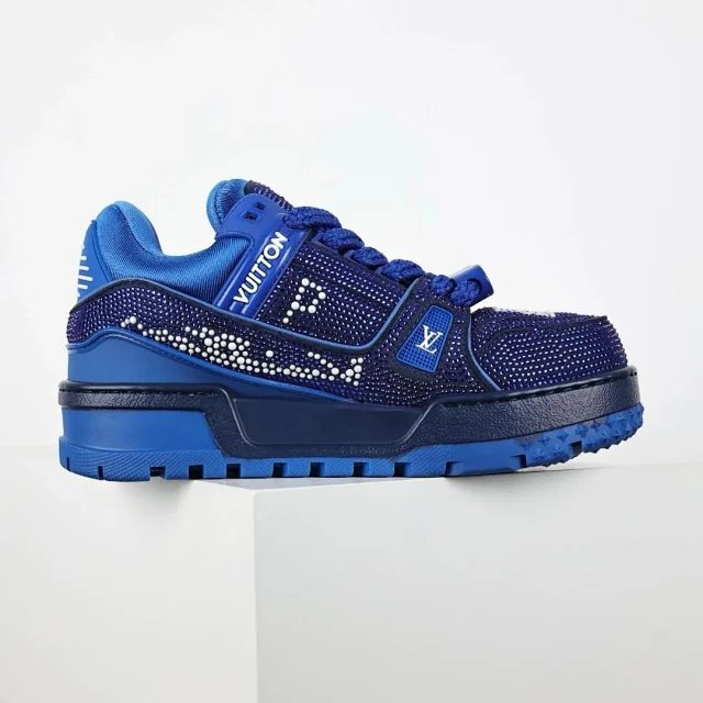 Louis Vuitton Sneakers Rhinestone-embellished low-top product detail image 59