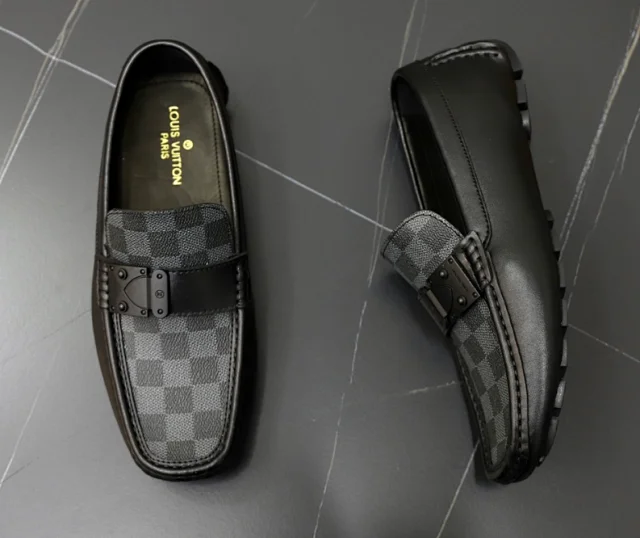 Louis Vuitton Leather Shoes Driving Loafers product detail image 15