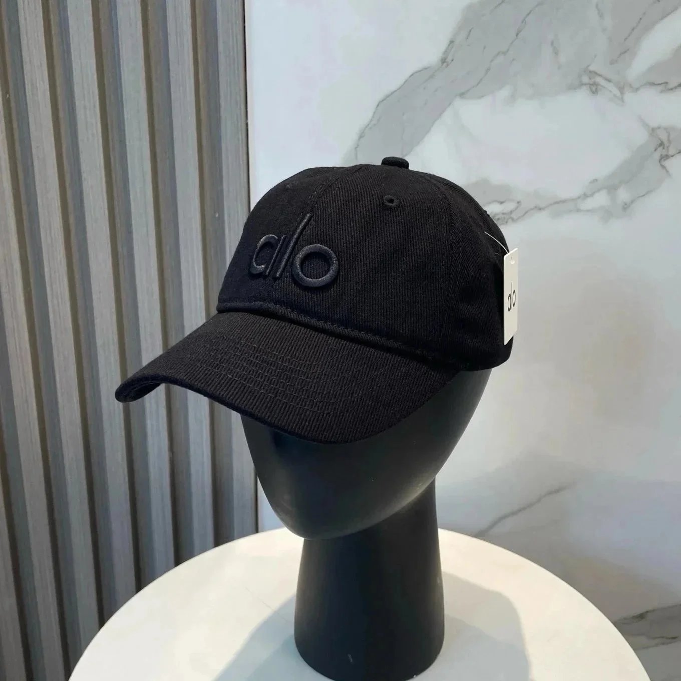 Alo Yoga Hats Logo Baseball Cap — 17