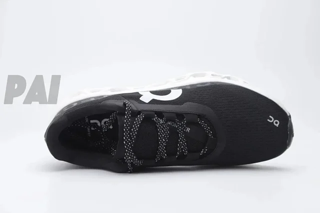 On Sneakers Cloudmonster 1 product detail image 9