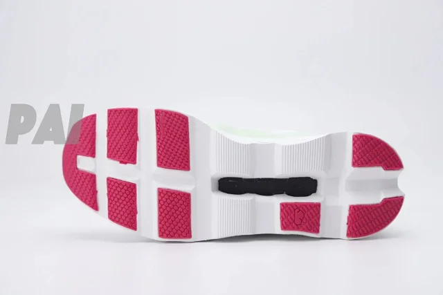 On Sneakers Cloudmonster 1 product detail image 30