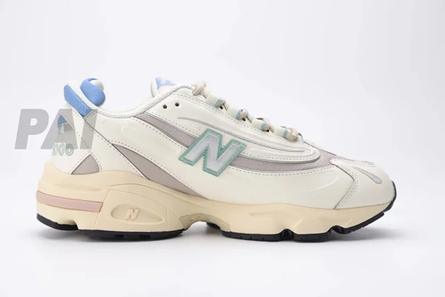 New Balance Sneakers 1000 product detail image 47