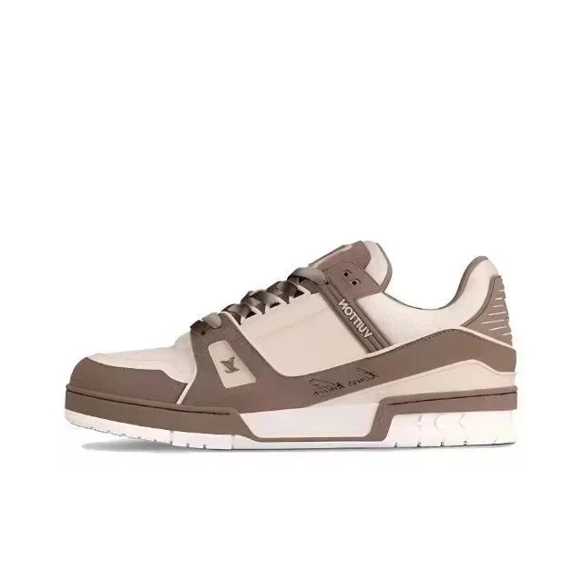 Louis Vuitton Sneakers Low-top monogram — 1ACWBZ Taupe