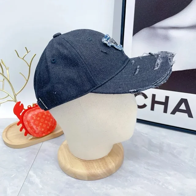 Prada Hats Triangle Plaque Baseball Cap product detail image 21