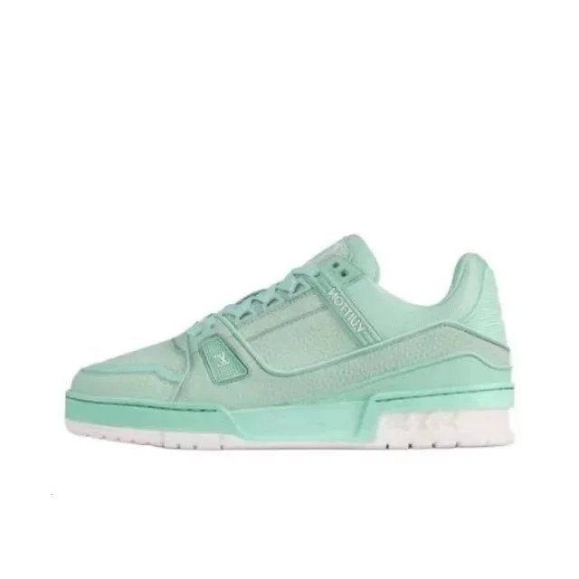 Louis Vuitton Sneakers Low-top monogram — 1ACRMT Mint Green
