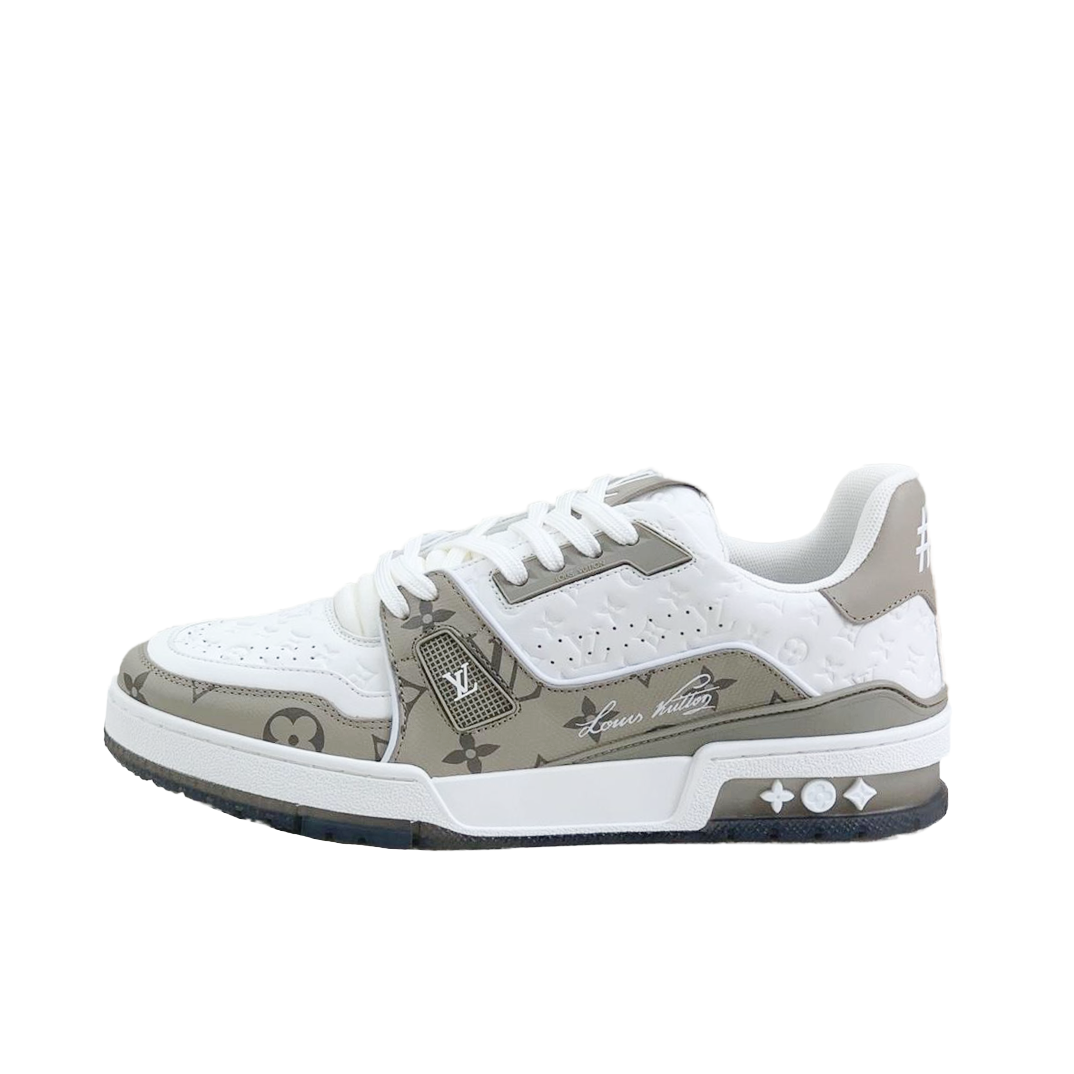 Louis Vuitton Sneakers Low-top monogram — #04 Gray Embossed