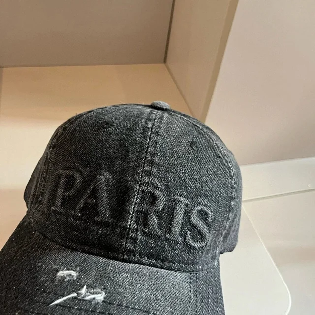 Prada Hats Triangle Plaque Baseball Cap product detail image 71