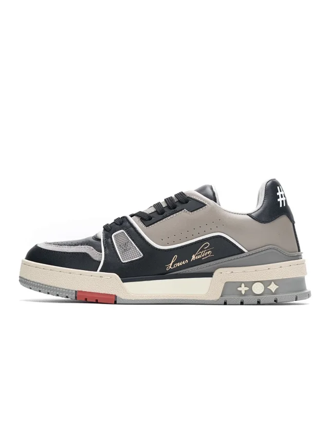 Louis Vuitton Sneakers Low-top monogram product detail image 49