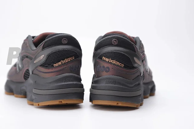 New Balance Sneakers 1000 product detail image 9