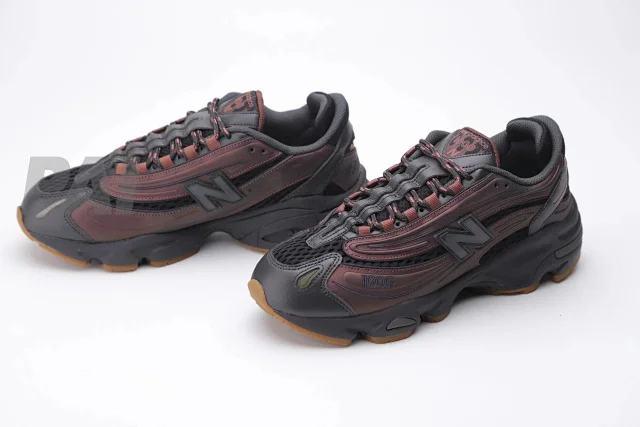 New Balance Sneakers 1000 product detail image 8