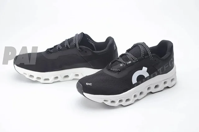 On Sneakers Cloudmonster 1 product detail image 11